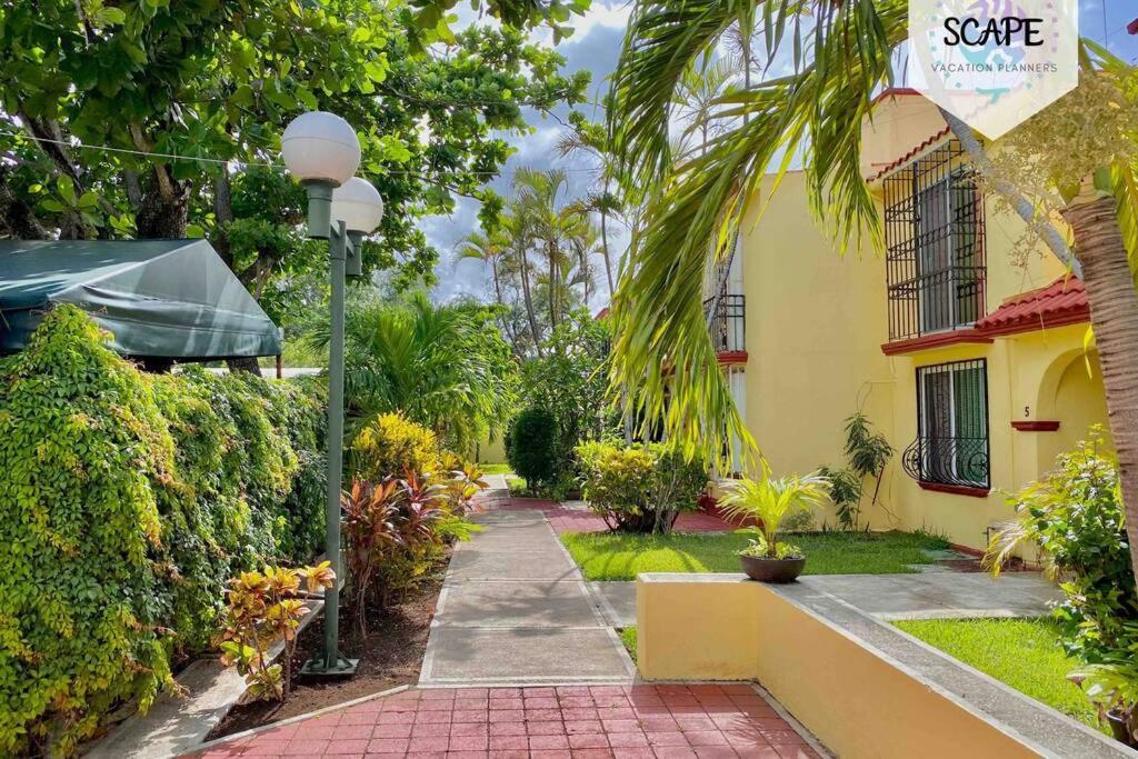 Vila Amplia Y Calida Casa Cerca De Plaza Las Americas Cancún Exteriér fotografie