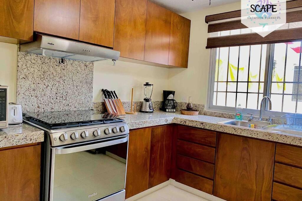 Vila Amplia Y Calida Casa Cerca De Plaza Las Americas Cancún Exteriér fotografie